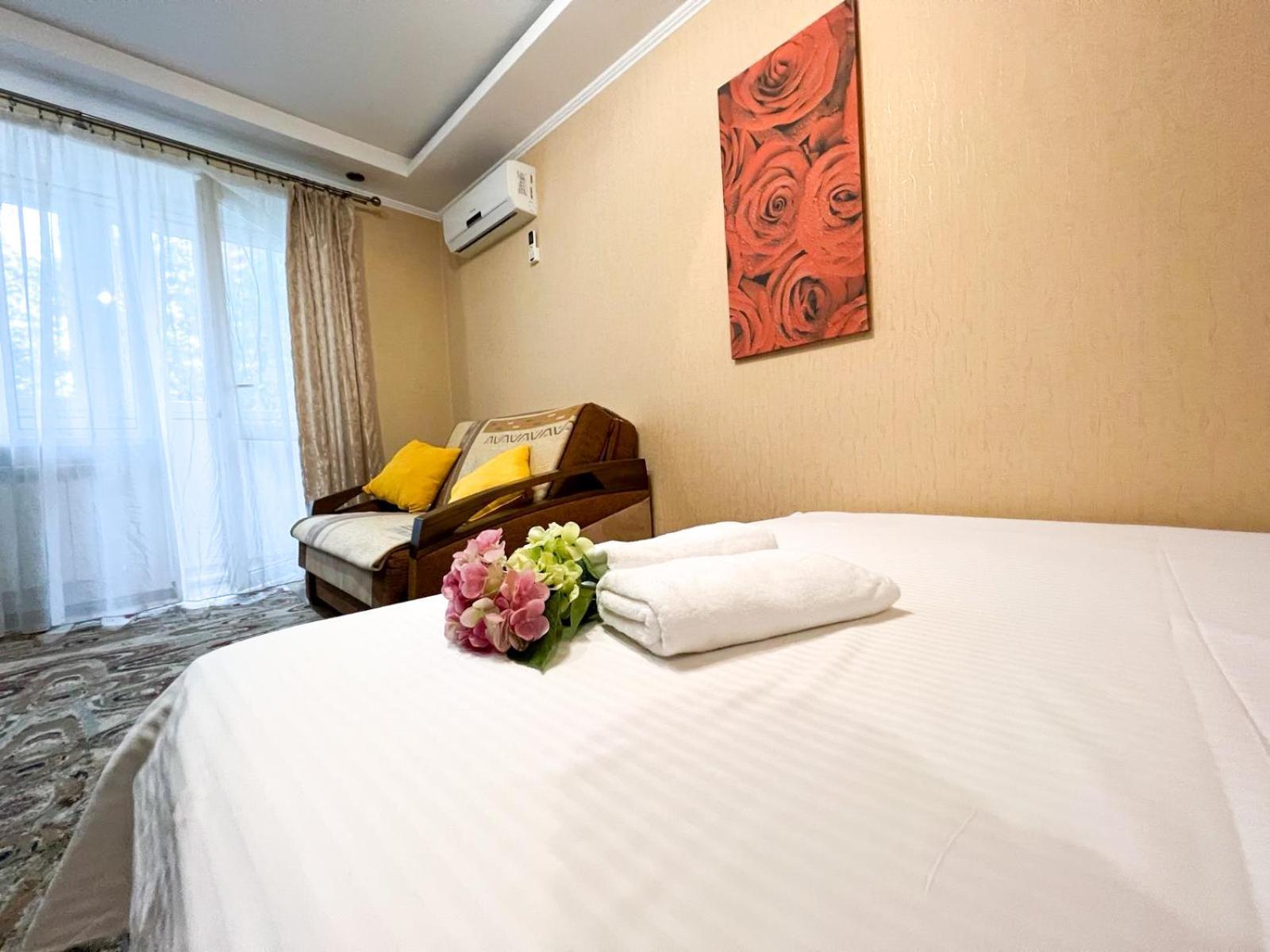 Apartments On Pechersk Kiev Ngoại thất bức ảnh