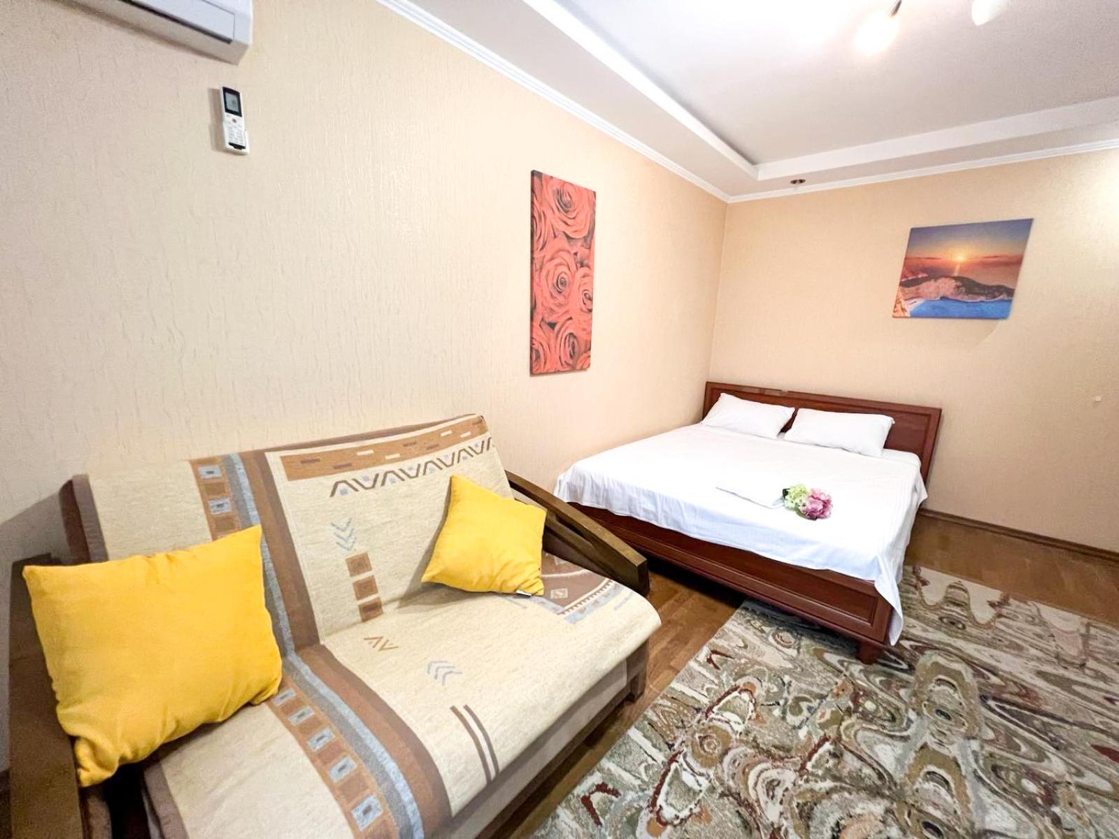 Apartments On Pechersk Kiev Ngoại thất bức ảnh