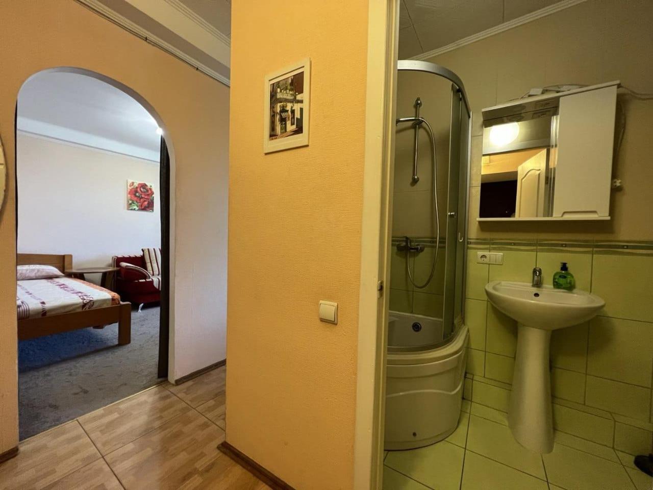 Apartments On Pechersk Kiev Ngoại thất bức ảnh